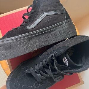 Sk8-Hi Tapered Stackform Suede Canvas Shoe